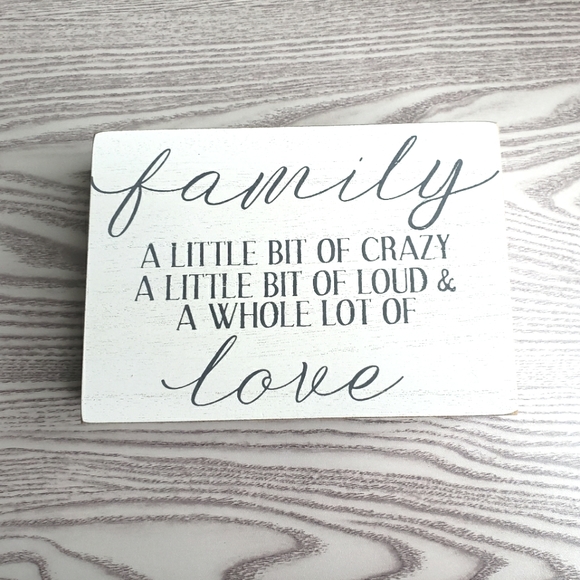 'Family' Wood Box Sign - Picture 3 of 3